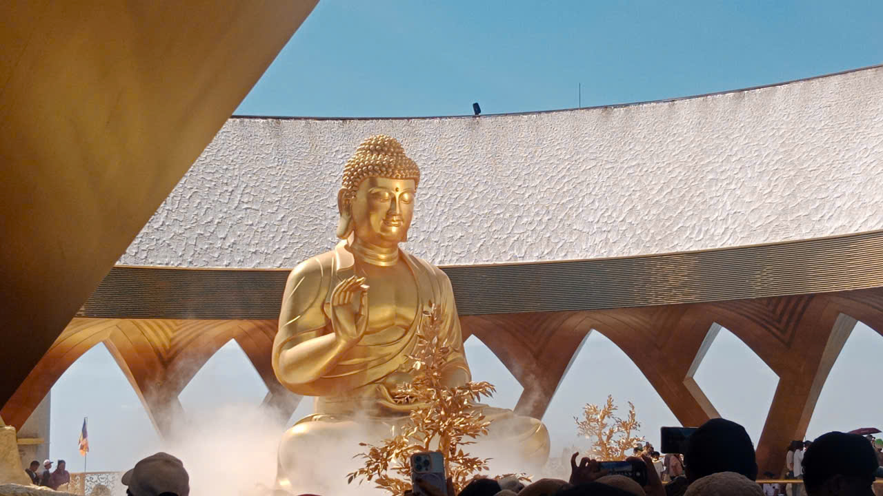 Du xuân Núi Bà Đen